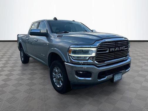 2020 RAM 2500 Laramie Crew Cab 4X4 64' Box