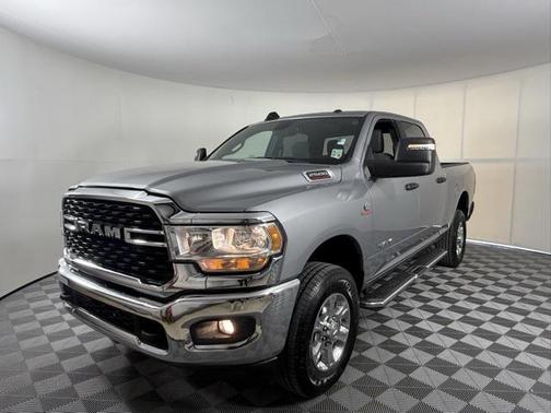 2023 RAM 2500 Big Horn Crew Cab 4x4 64' Box