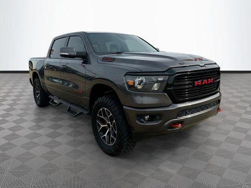 2020 RAM 1500 Big Horn Crew Cab 4x4 57' Box