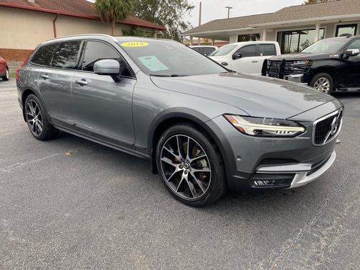 2018 Volvo V90 Cross Country T6