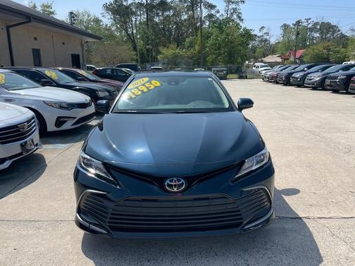 2021 Toyota Camry LE