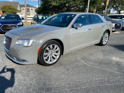2018 Chrysler 300 Limited