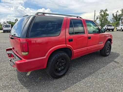 2004 Chevrolet Blazer LS