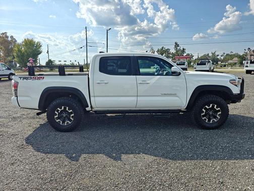2020 Toyota Tacoma SR