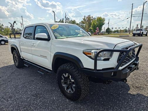 2020 Toyota Tacoma SR