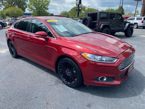 2013 Ford Fusion SE