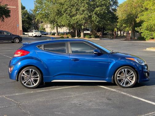 2016 Hyundai Veloster Turbo
