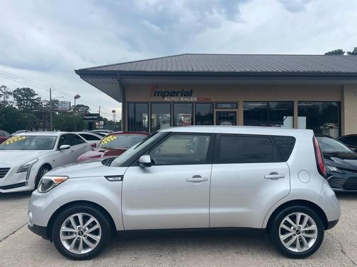 2019 Kia Soul +