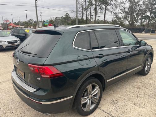 2018 Volkswagen Tiguan 2.0T SEL Premium