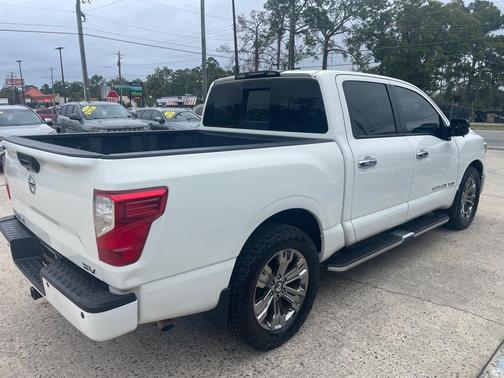 2019 Nissan Titan SV