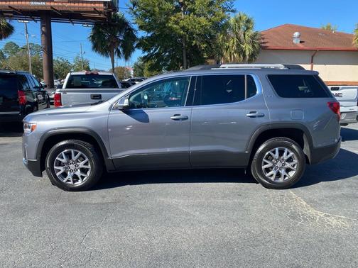 2021 GMC Acadia SLT