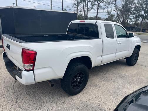 2020 Toyota Tacoma SR