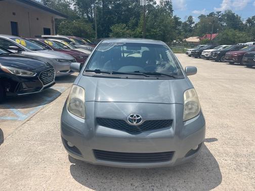 2011 Toyota Yaris Base