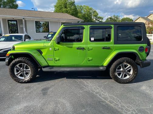 2020 Jeep Wrangler Unlimited Sahara