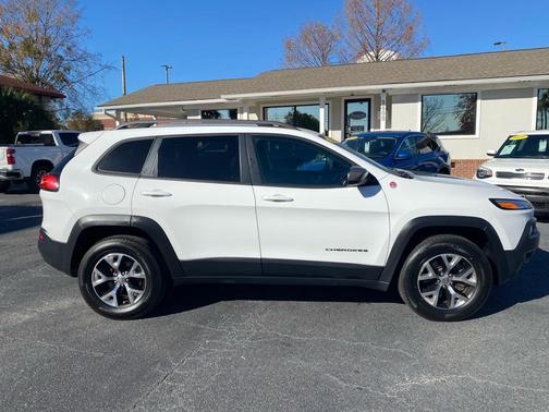 2017 Jeep Cherokee Trailhawk