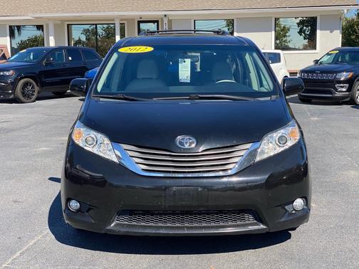 2012 Toyota Sienna XLE