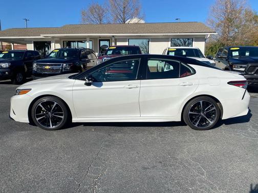 2019 Toyota Camry XSE