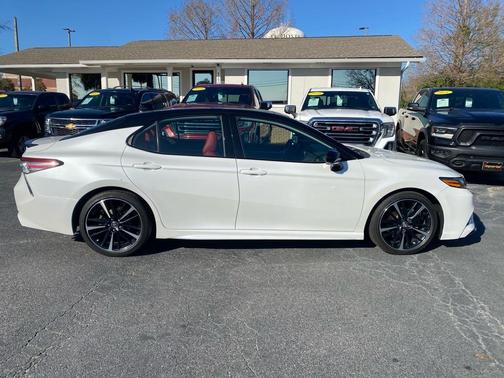 2019 Toyota Camry XSE