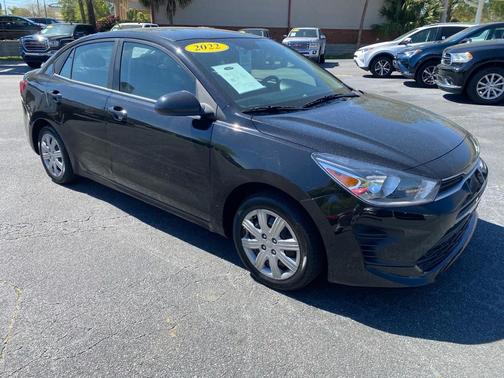 2022 Kia Rio LX