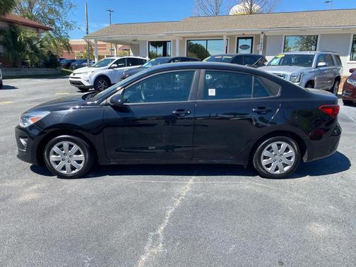 2022 Kia Rio LX