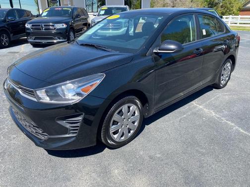 2022 Kia Rio LX