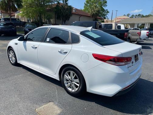 2018 Kia Optima LX