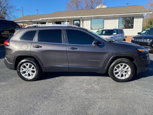 2018 Jeep Cherokee Latitude Plus