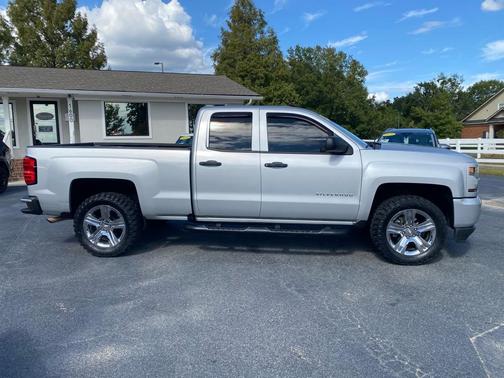 2018 Chevrolet Silverado 1500 Custom