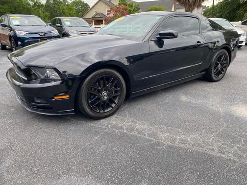 2014 Ford Mustang V6