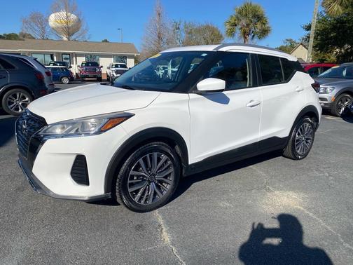 2021 Nissan Kicks SV