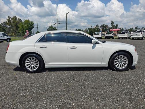 2013 Chrysler 300 Base
