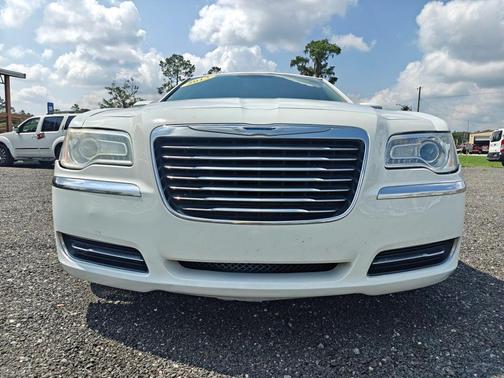 2013 Chrysler 300 Base