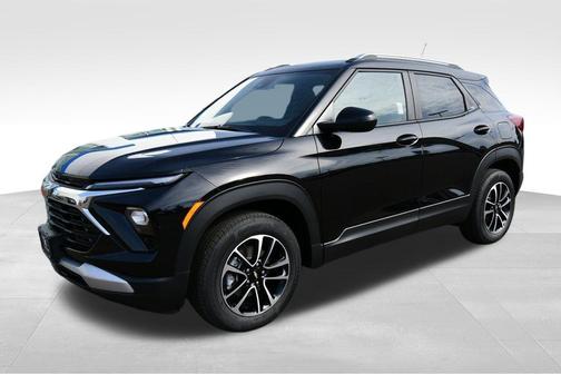 Mosaic Black Metallic 2026 Chevrolet Trailblazer LT
