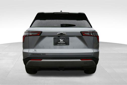 Sterling Gray Metallic 2026 Chevrolet Equinox 1LT