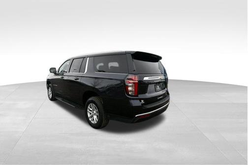 Ash 2024 Chevrolet Suburban LT