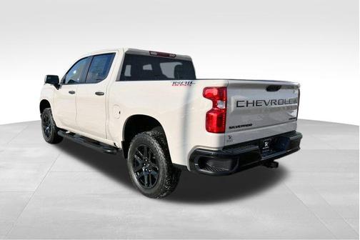 White Sands 2026 Chevrolet Silverado 1500 Custom Trail Boss