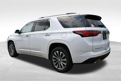 Pear 2023 Chevrolet Traverse Premier