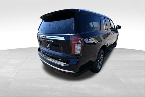 Midnight Blue Metallic 2023 Chevrolet Suburban LT
