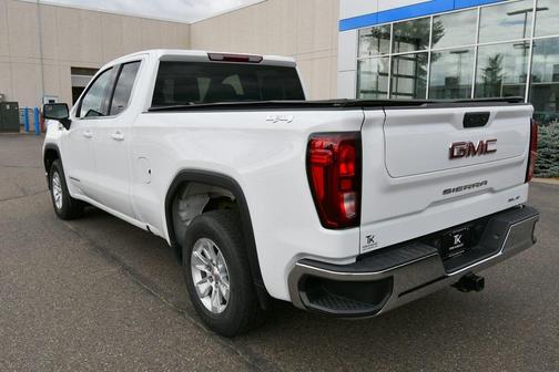 2022 GMC Sierra 1500 SLE