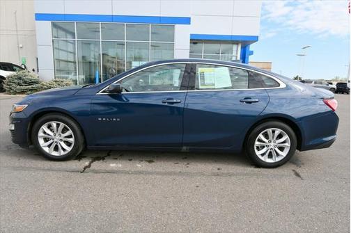 2022 Chevrolet Malibu FWD LT