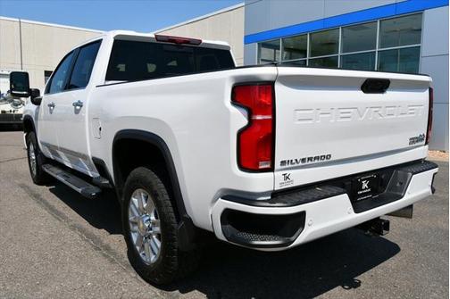 2025 Chevrolet Silverado 3500 High Country