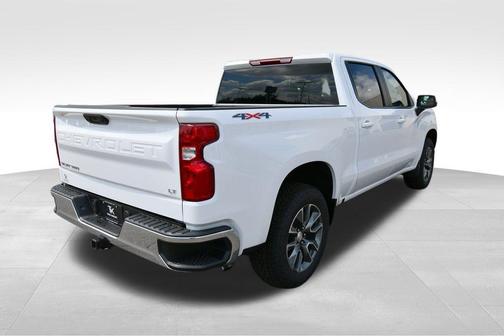 Summit White 2025 Chevrolet Silverado 1500 LT