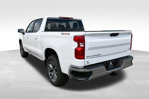 Summit White 2025 Chevrolet Silverado 1500 LT