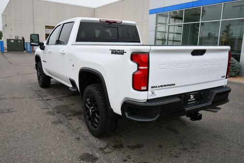 2025 Chevrolet Silverado 3500 LTZ
