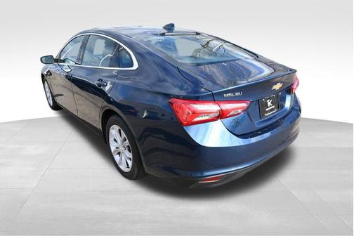 Northsky Blue Metallic 2022 Chevrolet Malibu FWD LT