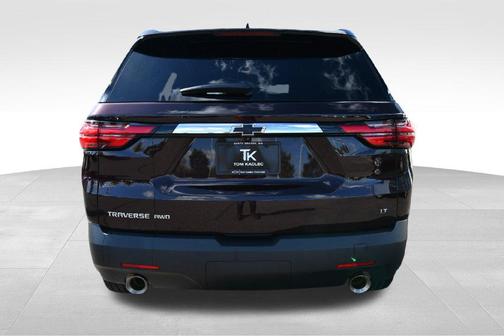 Black Cherry Metallic 2023 Chevrolet Traverse LT Cloth
