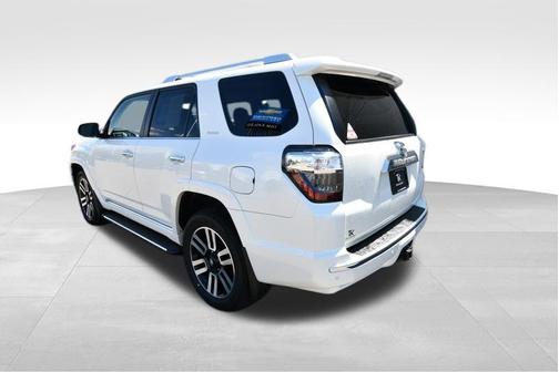Blizzard Pearl 2020 Toyota 4Runner Limited