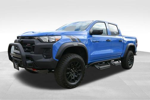 Reef Blue Metallic 2026 Chevrolet Colorado Trail Boss