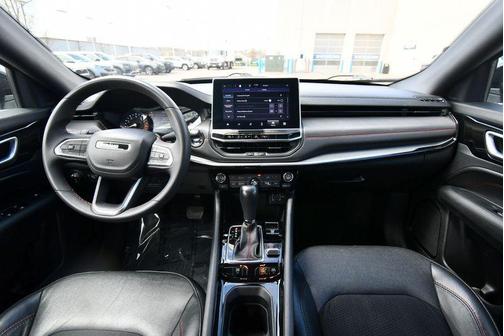 Bright White Clearcoat 2023 Jeep Compass Trailhawk