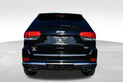 Diamond Black Crystal Pearlcoat 2020 Jeep Grand Cherokee Summit